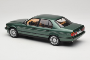 BMW Alpina B11 E32 3.5 Metallic Green MCG 1:18 MCG18233 Metal - imaginea 5 din 6