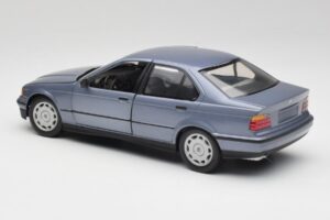 BMW 3-Series E36 Avus Albastru UT Models 1:18 180023300 Metal - imaginea 7 din 8