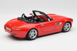 BMW Z8 E52 Roadster Roșu Aprins Bburago 1:18 12032 Metal - imaginea 3 din 8