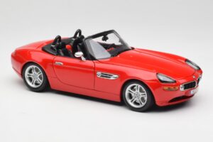 BMW Z8 E52 Roadster Roșu Aprins Bburago 1:18 12032 Metal - imaginea 6 din 8