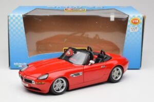 BMW Z8 E52 Roșu Bburago 1:18 Z8001 Metal - imaginea 8 din 8