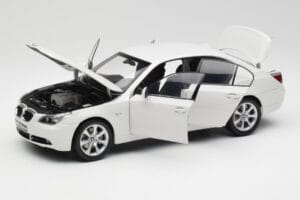 BMW E60 545i Alpine Alb Kyosho 1:18 08591W Metal - imaginea 2 din 8