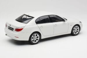 BMW E60 545i Alpine Alb Kyosho 1:18 08591W Metal - imaginea 3 din 8
