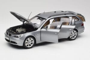BMW 545i E61 Touring Gri Deschis Kyosho 1:18 80430308414 Metal - imaginea 2 din 8
