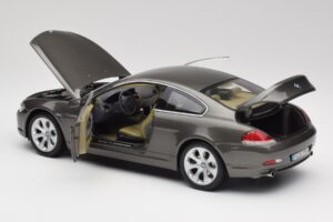 BMW 6 E63 Coupe Bronz Deschis Kyosho 1:18 80430153283 Metal - imaginea 5 din 8