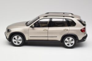 BMW X5 E70 4.8i Platinum Bronz Metalizat Kyosho 1:18 80430413413 Metal - imaginea 4 din 8