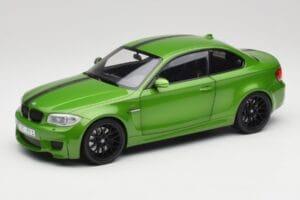 BMW Seria 1 E82 Coupe Taiga Green Metallic Minichamps 1:18 110020024 Metal