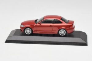 BMW 1M E82 Portocaliu Minichamps 1:43 413020023 Metal