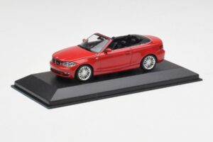 BMW Seria 1 E88 Cabriolet Roșu Carmin Minichamps 1:43 431026230 Metal - imaginea 2 din 5