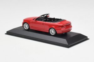 BMW Seria 1 E88 Cabriolet Roșu Carmin Minichamps 1:43 431026230 Metal - imaginea 3 din 5