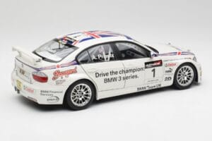 BMW E90 320si #1 A. Priaulx WTCC Champion 2006 Kyosho 1:18 80430429067 Metal - imaginea 3 din 8