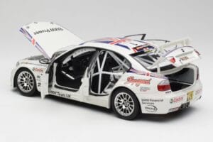 BMW E90 320si #1 A. Priaulx WTCC Champion 2006 Kyosho 1:18 80430429067 Metal - imaginea 5 din 8