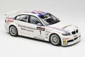 BMW E90 320si #1 A. Priaulx WTCC Champion 2006 Kyosho 1:18 80430429067 Metal - imaginea 6 din 8