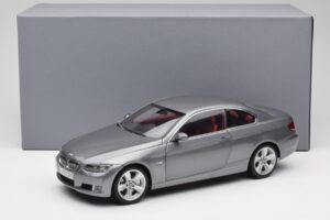 BMW 330i E92 Coupe Gri Metalizat Kyosho 1:18 80430407220 Metal - imaginea 8 din 8