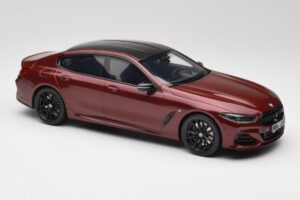 BMW M850i G15 M Performance Melbourne Red Metallic GT Spirit 1:18 GT493 Rășină - imaginea 4 din 6