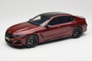 BMW M850i G15 M Performance Melbourne Red Metallic GT Spirit 1:18 GT493 Rășină