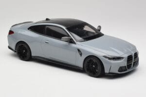 BMW M4 G82 Brooklyn Gri Minichamps 1:18 155020124 Metal - imaginea 4 din 6