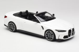 BMW M4 G82 Cabriolet Alpine White Minichamps 1:18 155021031 Metal - imaginea 4 din 6