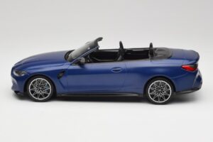 BMW M4 G82 Cabriolet Frozen Portimao Blue Minichamps 1:18 155021030 Metal - imaginea 3 din 6
