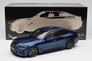 BMW i4 M50 G26 Portimao Blue Minichamps 1:18 110023012 Metal - imaginea 8 din 8