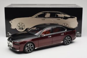 BMW i7 G70 Black & Red Metallic Minichamps 1:18 110023201 Metal - imaginea 8 din 8