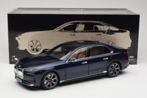 BMW i7 G70 Blue Metallic Minichamps 1:18 110023202 Metal - imaginea 8 din 8
