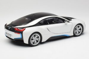 BMW i8 Crystal Alb Paragon 1:18 80432336841 Metal - imaginea 3 din 8