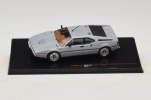 BMW M1 Gri IXO 1:43 CLC602N Metal