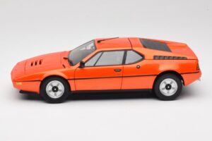 BMW M1 Portocaliu Minichamps 1:18 80432411549 Metal - imaginea 4 din 8