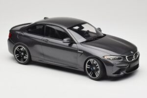 BMW M2 F87 Grey Metallic Minichamps 1:18 155026102 Metal - imaginea 4 din 6