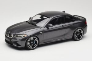 BMW M2 F87 Grey Metallic Minichamps 1:18 155026102 Metal