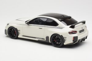 BMW M2 G87 M Performance Alb GT Spirit 1:18 GT476 Rășină - imaginea 5 din 6