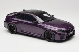 BMW M2 G87 Twilight Purple GT Spirit 1:18 GT946 Rășină - imaginea 4 din 6