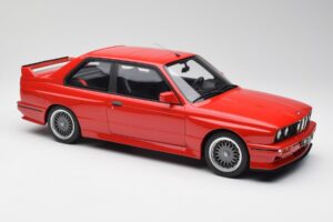 BMW M3 E30 Sport Evolution Roșu Otto 1:12 G033 Rășină - imaginea 4 din 6