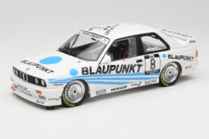 BMW M3 E30 Team Schnitzer #8 O. Manthey DTM 1988 Minichamps 1:18 155882008 Metal