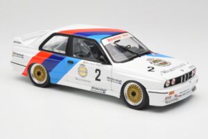 BMW M3 E30 #2 Warsteiner E. van de Poele DTM Champion 1987 Minichamps 1:18 80430396026-O Metal - imaginea 6 din 8