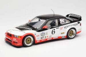 BMW M3 E36 GTR #0 B. Auberlen / M. Simo / P. Cunningham Daytona 24 Hours 1998 UT Models 1:18 39816 Metal