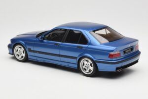 BMW M3 E36 Sedan Albastru Otto 1:18 OT1082 Rășină - imaginea 5 din 6