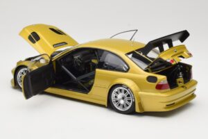 BMW M3 E46 GTR Street Phoenix Yellow Minichamps 1:18 80430309444 Metal - imaginea 5 din 8