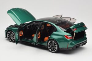 BMW M3 G80 Isle of Man Green Minichamps 1:18 113020203 Metal - imaginea 5 din 8