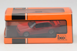 BMW M3 E30 Sport Evolution Roșu IXO 1:43 CLC583N Metal - imaginea 4 din 4