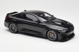 BMW M4 F82 CS Negru GT Spirit 1:18 GT845 Rășină - imaginea 4 din 6