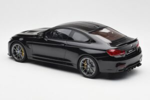 BMW M4 F82 CS Negru GT Spirit 1:18 GT845 Rășină - imaginea 5 din 6