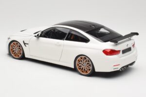BMW M4 F82 GTS Alpine White Minichamps 1:18 110025221 Metal - imaginea 7 din 8