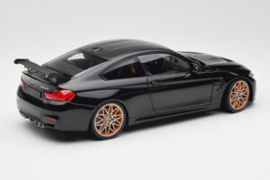 BMW M4 F82 GTS Sapphire Black Metallic Minichamps 1:18 110025220 Metal - imaginea 3 din 8