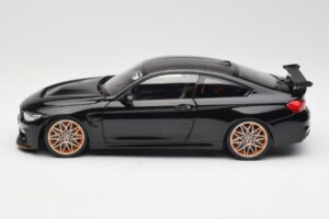 BMW M4 F82 GTS Sapphire Black Metallic Minichamps 1:18 110025220 Metal - imaginea 4 din 8