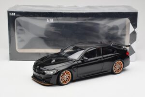 BMW M4 F82 GTS Sapphire Black Metallic Minichamps 1:18 110025220 Metal - imaginea 8 din 8