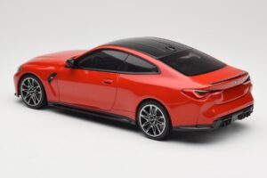 BMW M4 F82 Imola Red Metallic Minichamps 1:18 155020121 Metal - imaginea 5 din 6