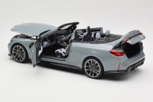 BMW M4 G83 Cabriolet Grey Metallic Minichamps 1:18 110021032 Metal - imaginea 5 din 8