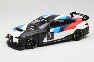 BMW M4 G82 GT4 #1 Presentation 2022 Otto 1:18 OT1228 Rășină